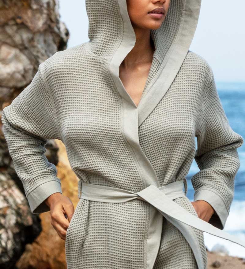 Women's - Ultra Comfy Waffle Weave Robe With Hood (Multiple Color)