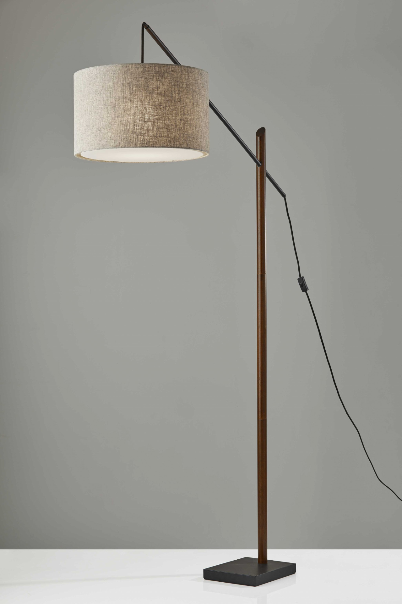 Stylishly Designed Flexible Swing Arm Floor Lamp (76.5"H)